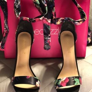 Shoe Dazzle floral heels